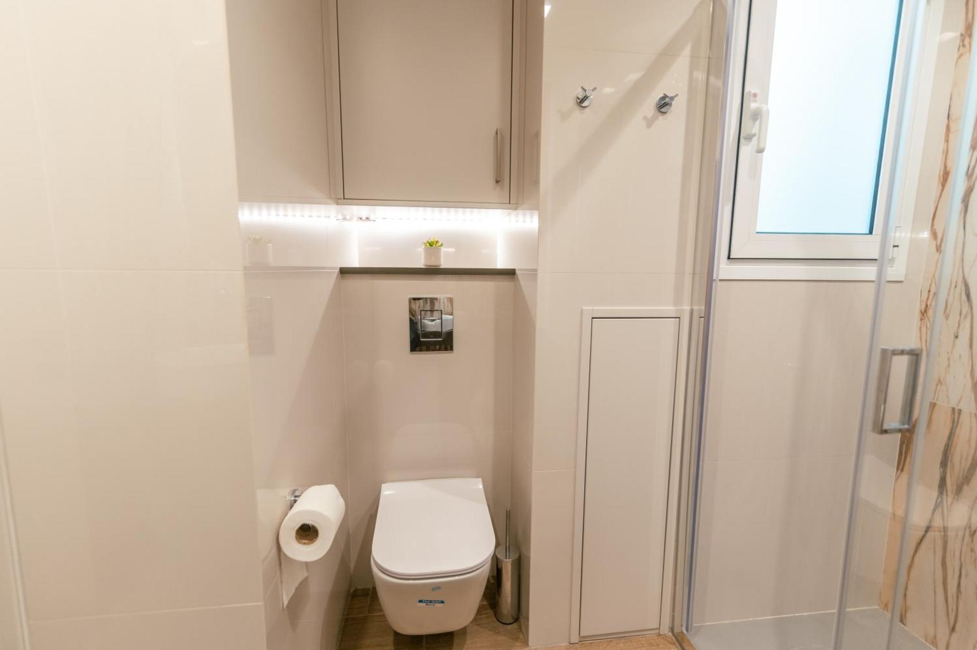 Brand New Elegant Suite Platánion Exterior foto